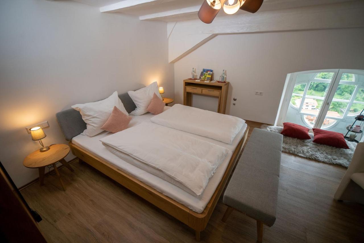 Biohotel Schloss Kirchberg Kirchberg an der Jagst Dış mekan fotoğraf